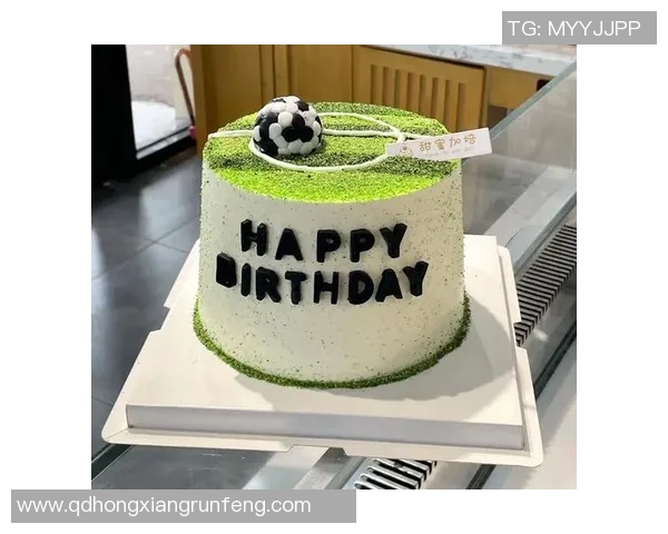 个性化足球明星蛋糕定制图片展示让你的庆祝活动更精彩
